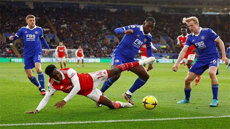 Martinelli keeps Arsenal out in front with win at Leicester
