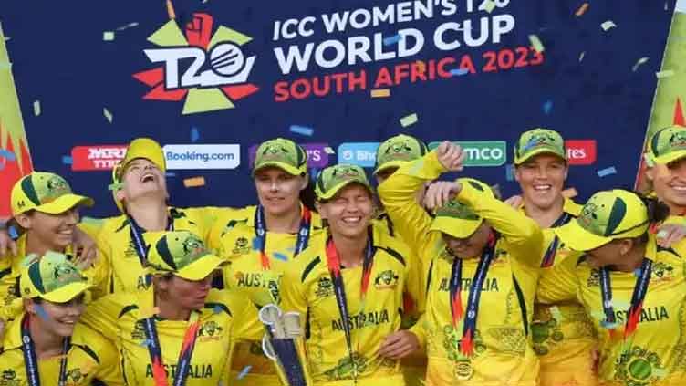 Australian women cricketers hailed as among greatest ever