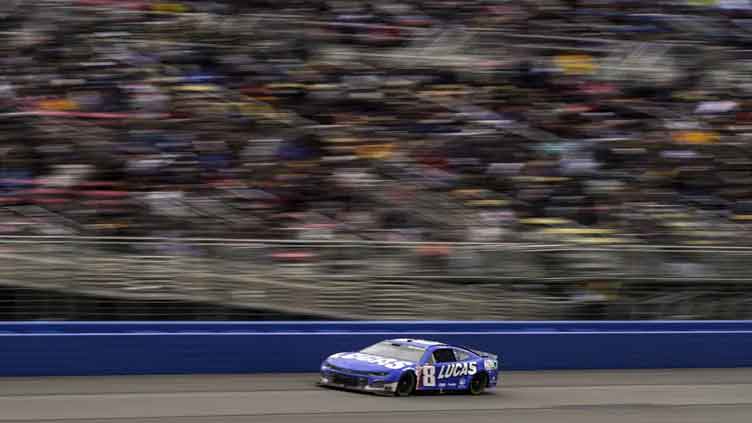 Kyle Busch gets 1st RCR victory in Fontana's NASCAR farewell