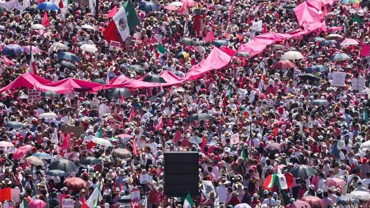 Mexican president rebukes U.S. State Department over protest comments