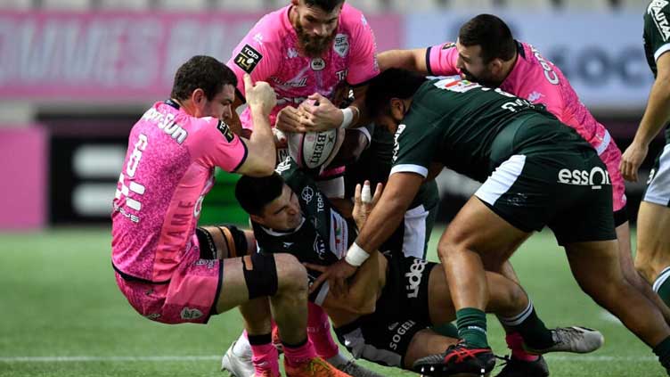 Six-try Stade keep pressure on Toulouse in Top 14