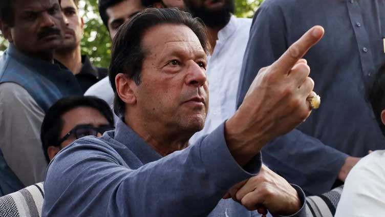  Imran directs PTI stalwarts to apprise masses of economic woes