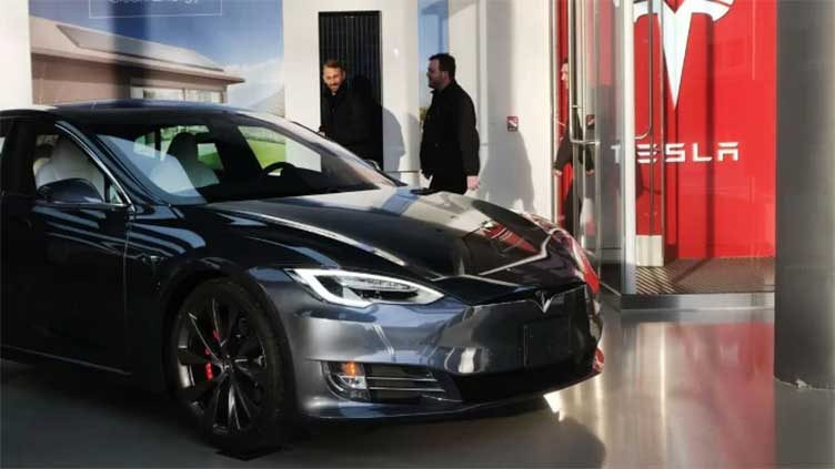 South Korea fines Tesla $2.2m for exaggerating driving range of Evs