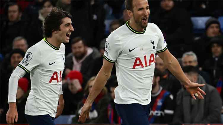 Kane will break all goalscoring records, says Conte
