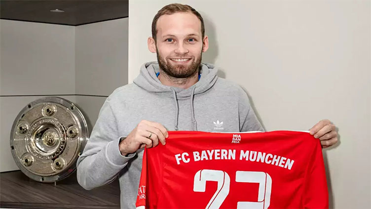 Bayern Munich sign Dutch defender Blind