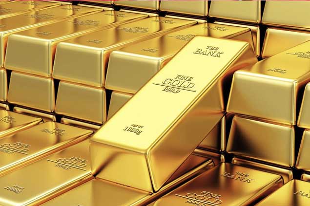 Gold soars, set for weekly gain with spotlight on US jobs data