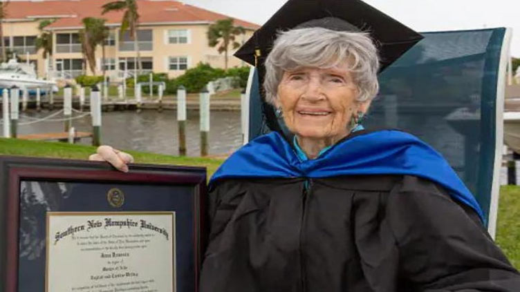 89-year-old woman receives her master's degree