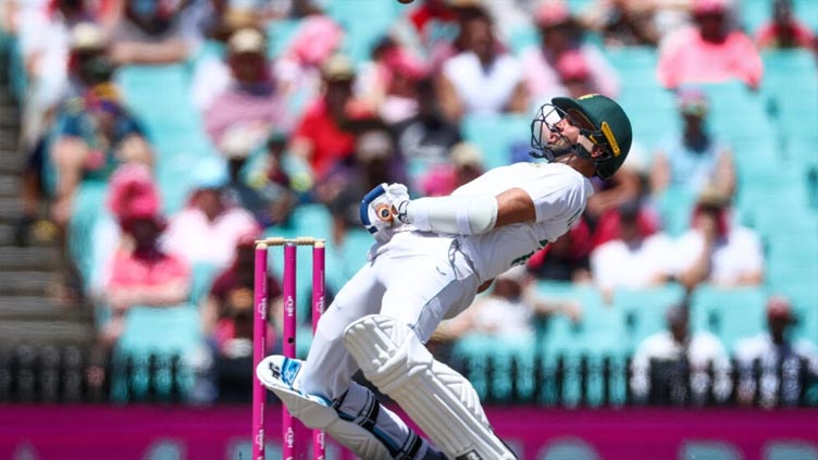 Maharaj, Harmer defy Australia's win push in Sydney Test