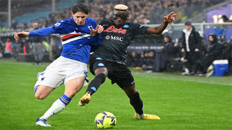 Napoli move seven clear to ruin Sampdoria's Vialli and Mihajlovic send-off