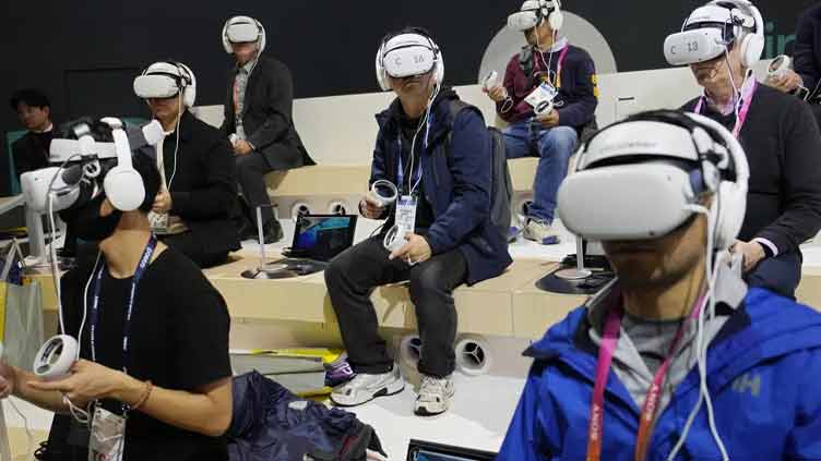 CES 2023: Smelling, touching take center stage in metaverse