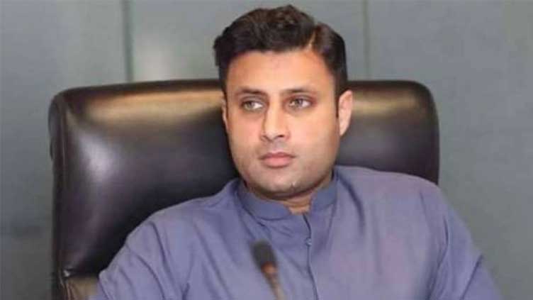  Zulfi Bukhari wonders no audio leak of Bushra Bibi calling him 'son' surfaces