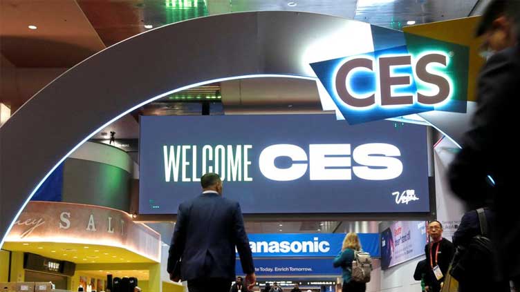  Got game? Automakers show off in-car entertainment options at CES