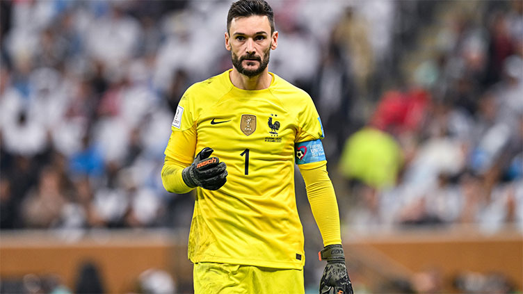 France captain Lloris announces international retirement