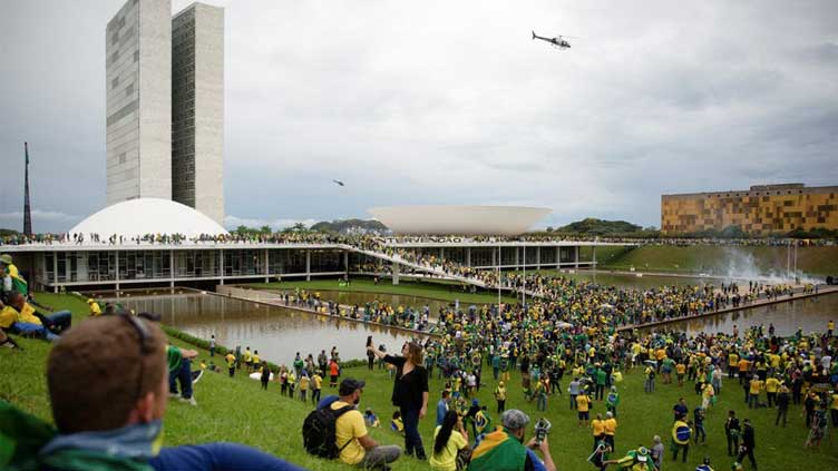 Bolsonaro in Florida hospital; 1,500 supporters detained after Brasilia riots