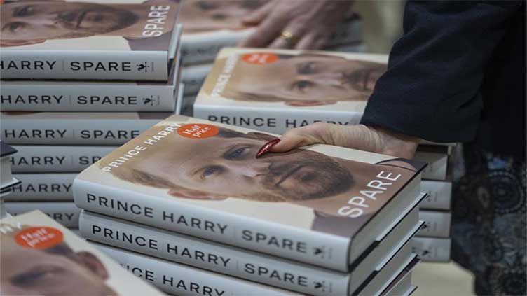 After hype, readers get hands on Prince Harry's 'Spare'