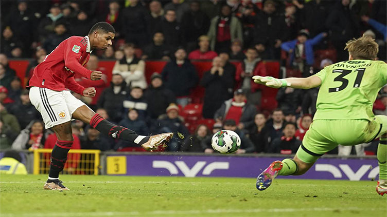 Rashford double helps Man United reach League Cup last four