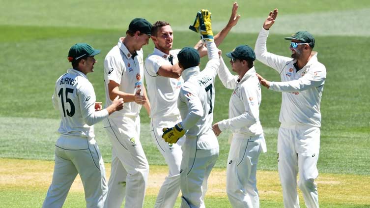 Australia take four spinners, six quicks to India for test series