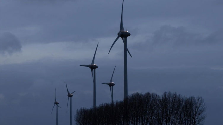 France pushes forward with plan to speed up renewables