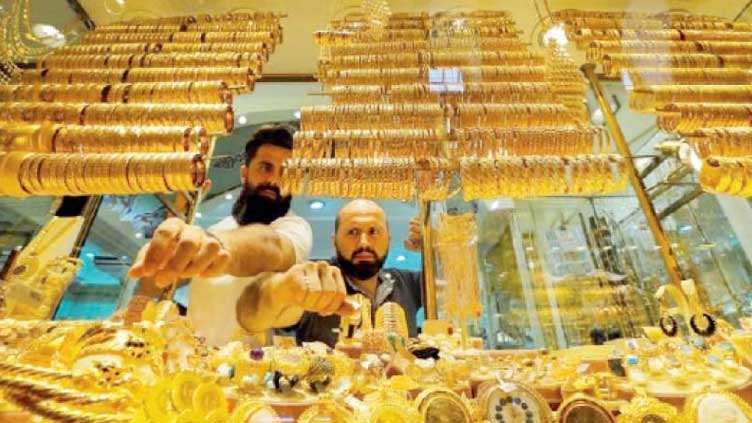 Gold prices soar Rs1,100 to Rs181,100 per tola