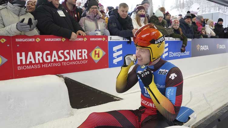 Max Langenhan of Germany rallies to win World Cup luge race