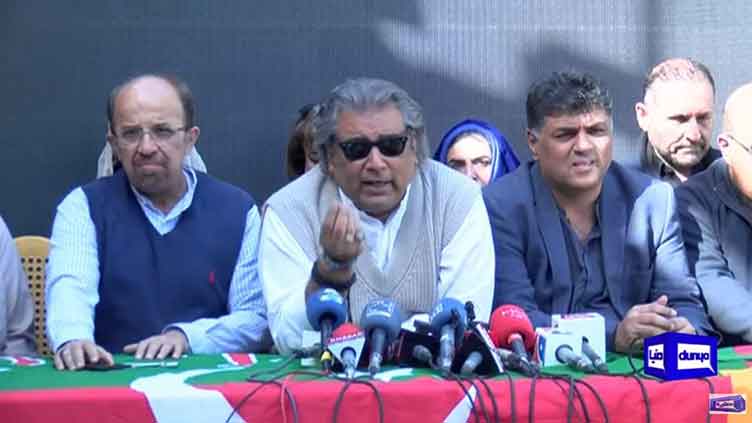 PTI threatens to shut down Karachi if mandate snatched 