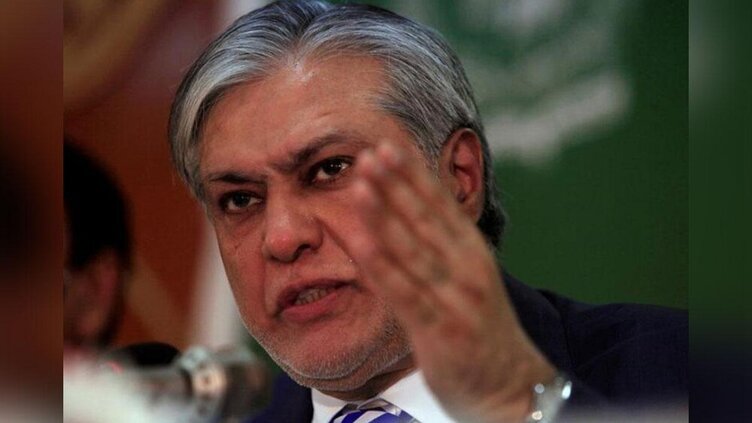 Govt to facilitate raw materials acquisition for exporters, Dar