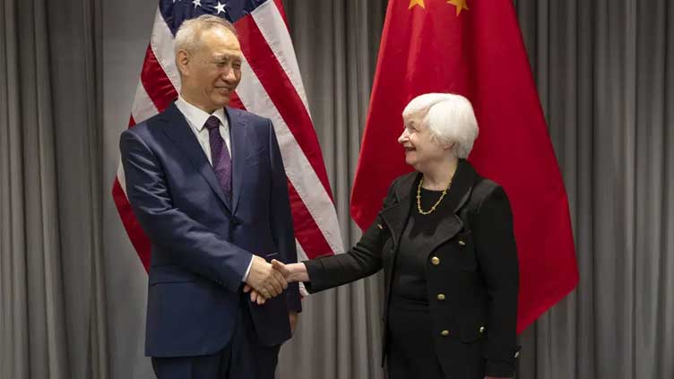  US-China officials meet on economy, aim to ease tension