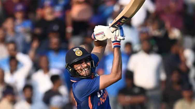 Gill's double ton helps India survive Bracewell blitz