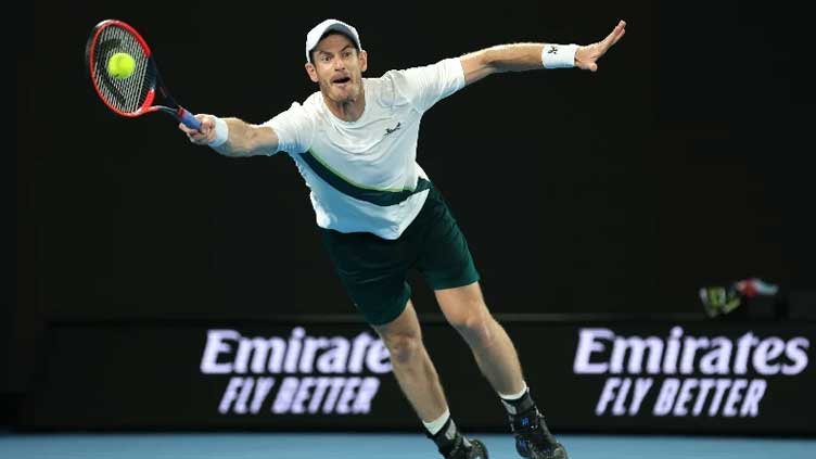 Murray grinds down Kokkinakis in late-night epic