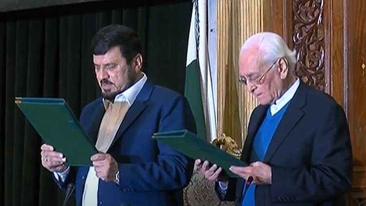 Veteran bureaucrat Azam Khan sworn in as caretaker KP chief minister