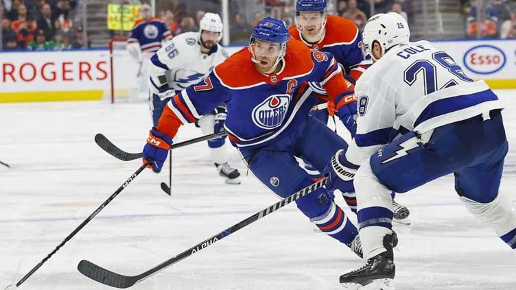 Surging Oilers look to add to Canucks' struggles