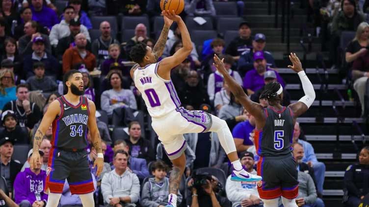 Kings hold off Thunder, extend win streak to six