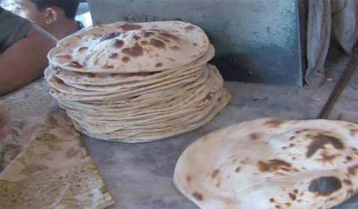 Roti being sold for Rs18 in Lahore as district administration acts silently