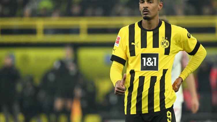 Dortmund beat Augsburg on Haller's return from cancer