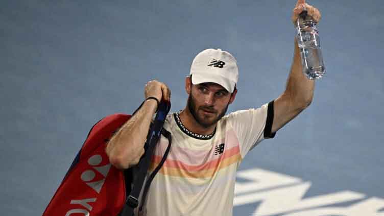Paul wins Australian Open 'war' to set up all-American quarter