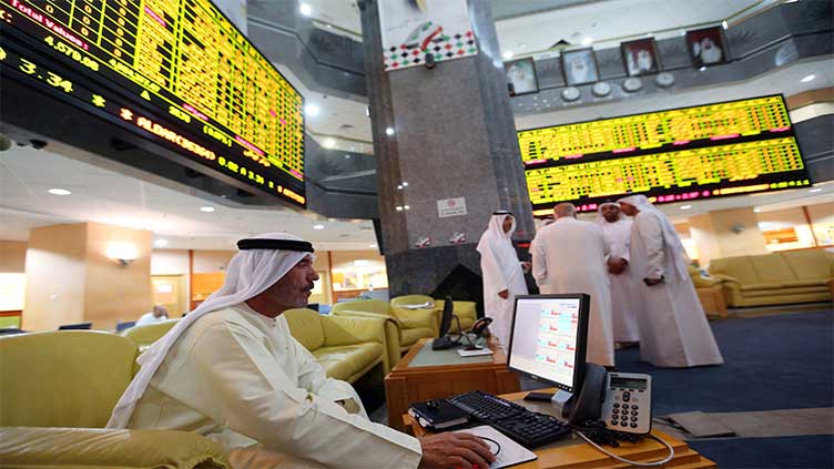 Most Gulf markets follow oil price gains, Abu Dhabi falls