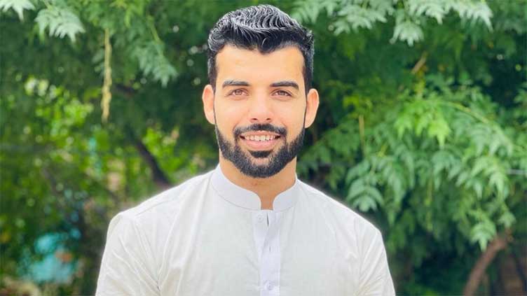 Wedding bell rings as Shadab Khan gets hitched to Saqlain Mushtaq's daughter 