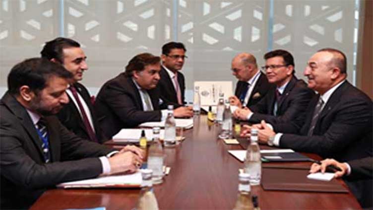 FM Bilawal meets Turkish counterpart in Tashkent