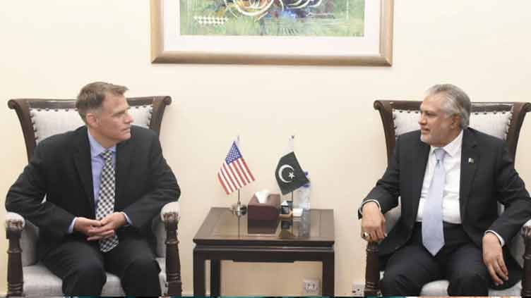 Govt fixing things in right direction despite economic challenges, Dar tells US delegation