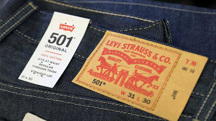 Skinny jeans still a great fit in shrinking economy, Levi CEO says ...