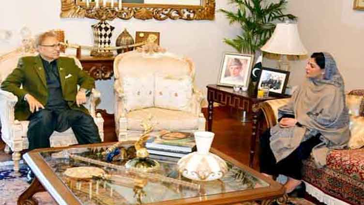 President Alvi assures Fawad Chaudhry's wife of all possible support