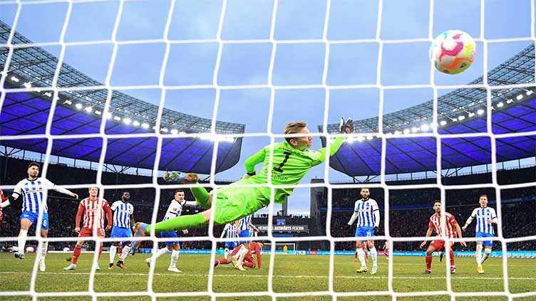 Union beat Hertha 2-0 in city derby to take over second place