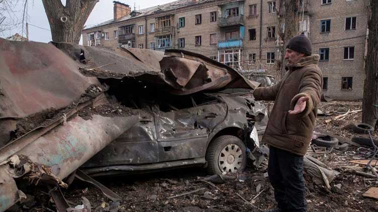  Three killed in Russian strike on east Ukraine city
