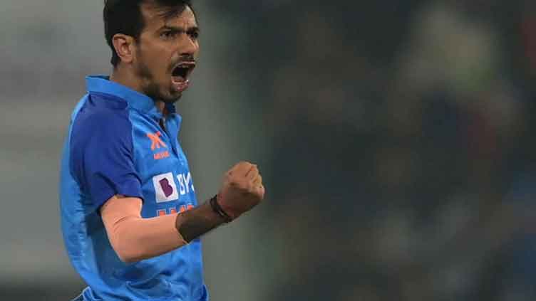 Spinners help India limit New Zealand to 99-8 in 2nd T20