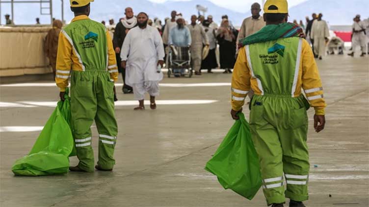 This year's Hajj was held in sweltering heat, and for those serving pilgrims there was little relief