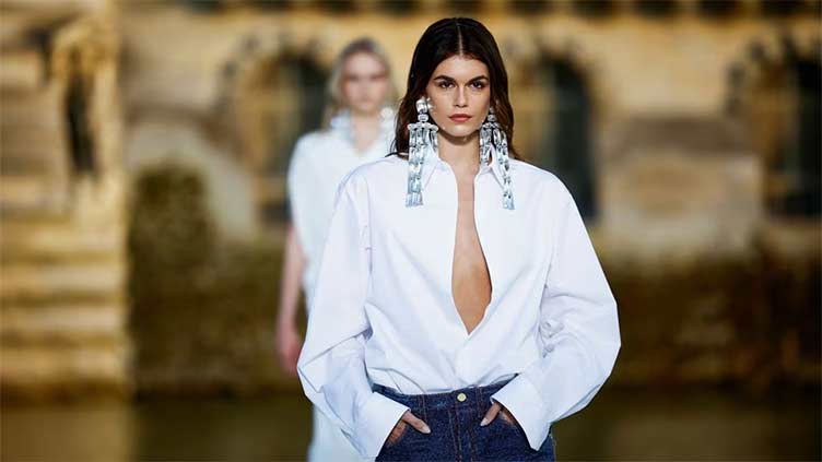 Valentino takes modern haute couture lineup to Chateau de Chantilly