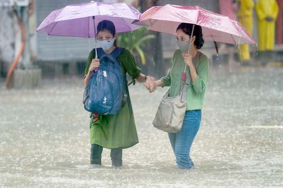 مون سون کا دوسرا سپیل، لاہور میں موسلا دھار بارش، مختلف حادثات میں 4 افراد جاں بحق