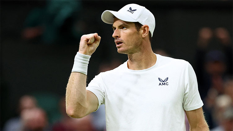 Murray tantalisingly poised, Broady stuns Ruud as Wimbledon heats up