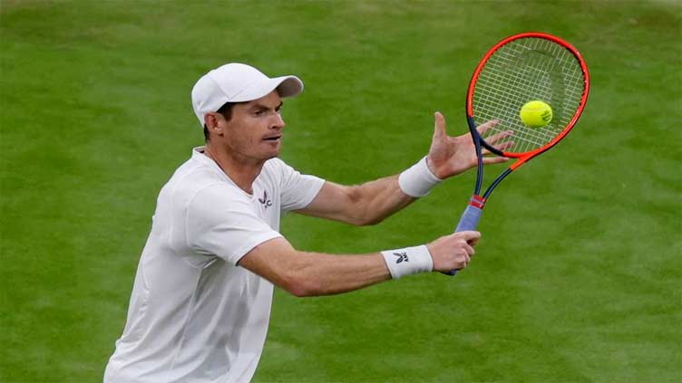 Murray's night-time drama ends on a Wimbledon cliff-hanger