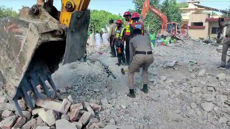 Death toll in cylinder explosion in Jhelum rises to seven